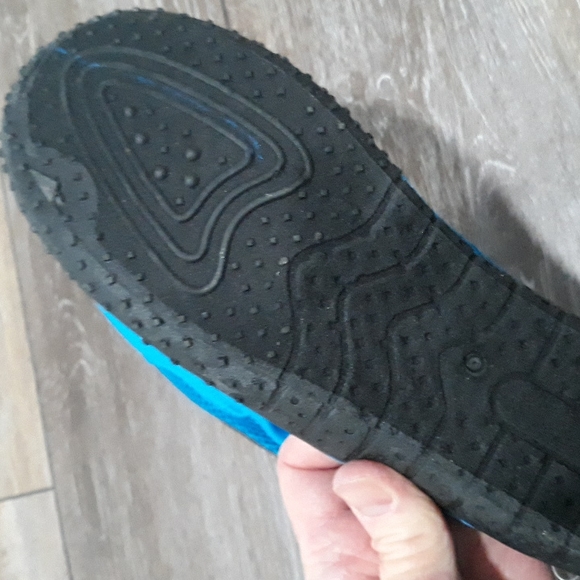 Rockin ocean shoes. NWT. Size 10 - Picture 8 of 10